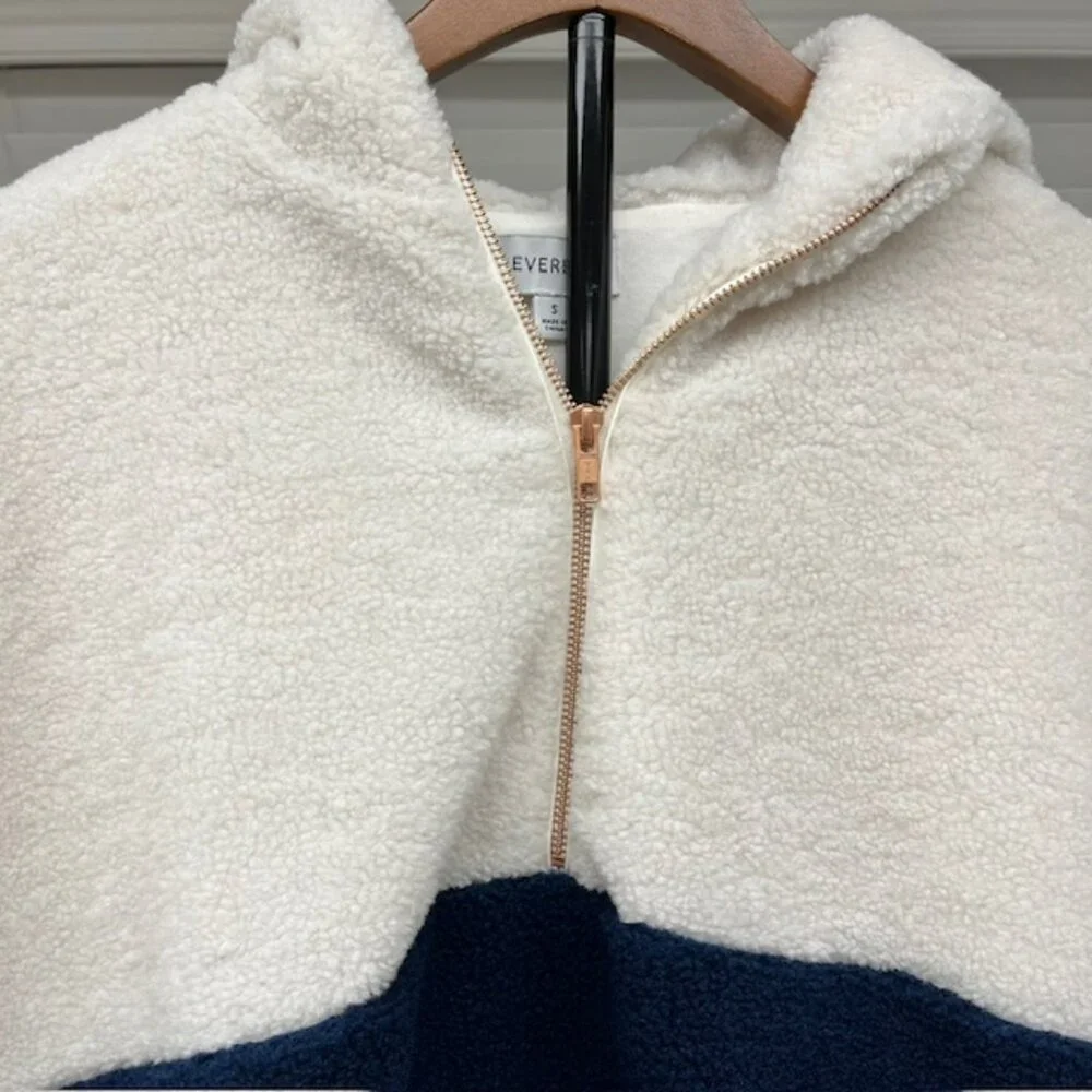 Evereve Reese Sherpa Quarter Zip Jacket Pullover Size S Ivory/Navy - Picture 4 of 7
